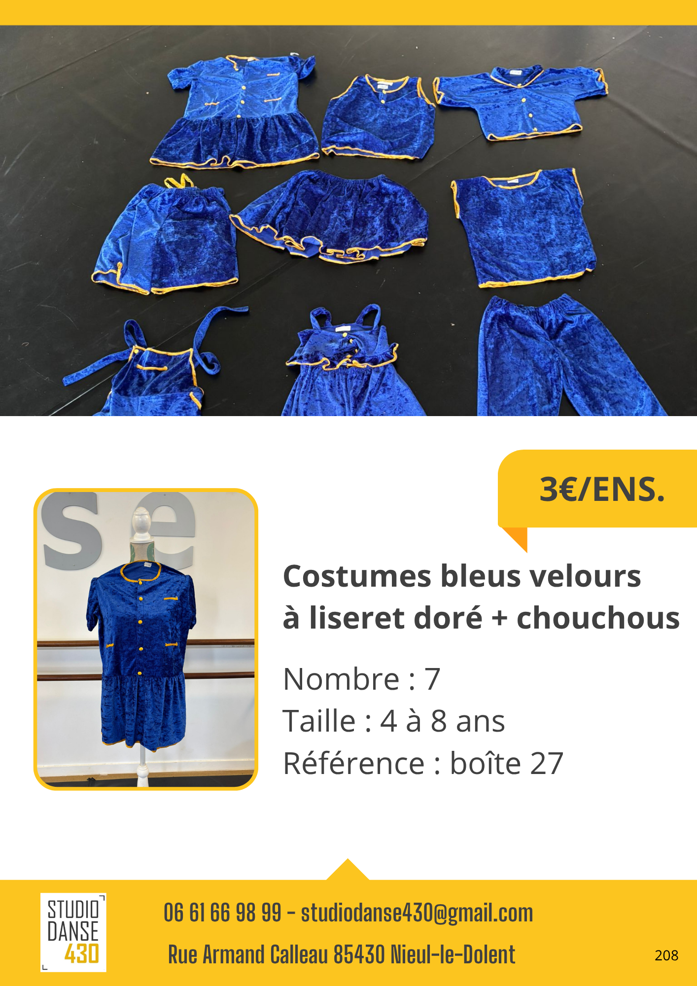 Costumes bleus velours à liseret doré chouchous